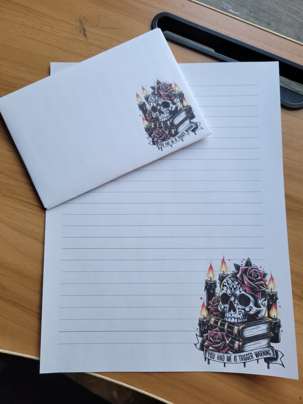 💀NEW💀 24pc Blank Skull & Rose Lined Writing Paper Set - White